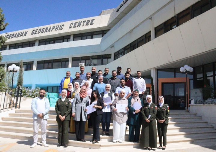 تخريج دورة  Arc Gis Pro لعدد من موظفي سلطة اقليم البترا التنموي السياحي والقطاع الخاص في المركز الجغرافي الملكي الأردني